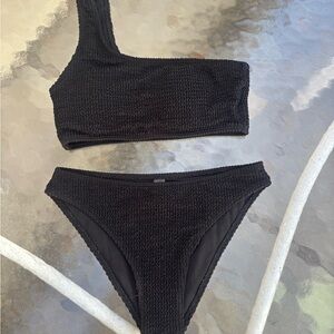 Black Textured One-Shoulder Bikini Set